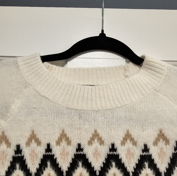 Ann Taylor sweater - Picture 3 of 7